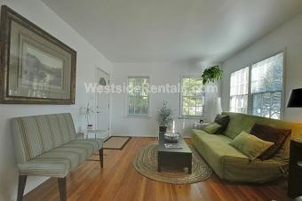 Hardwood Floor - 1352 Ocean Park Blvd Unit D