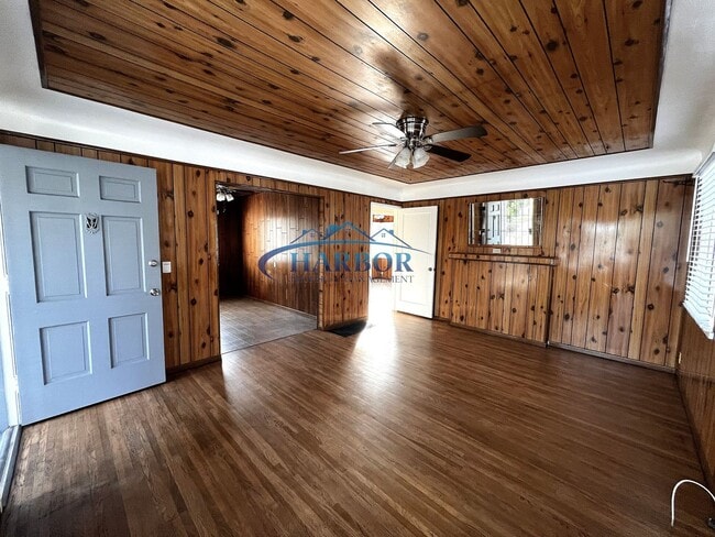 Photo - 2449 Seabright Ave