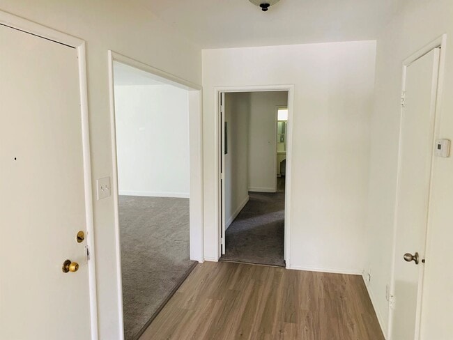 Photo - 1021 Grove