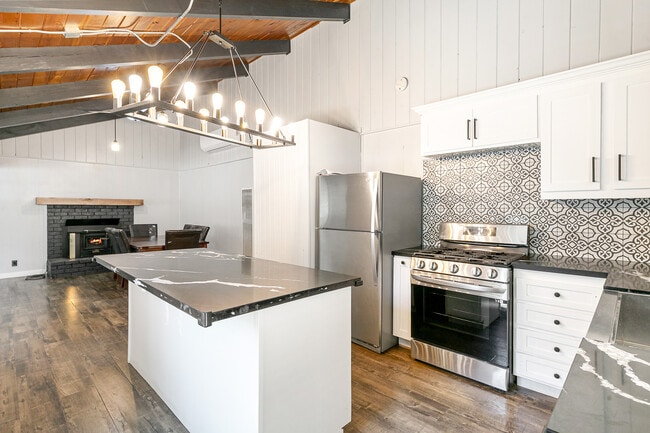 Photo - 108 Greenspot Blvd House