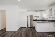Photo - 13521 Hamlin St