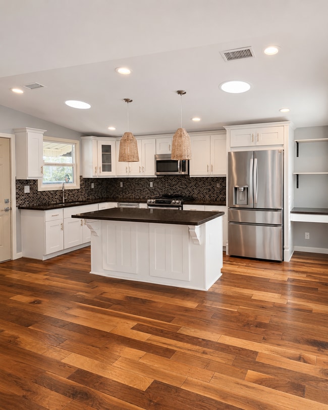Photo - 1396 Galway Ln