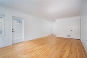 Photo - 265 N Swall Dr