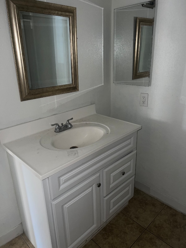 Photo - 5920 Streamview Dr Unit 1