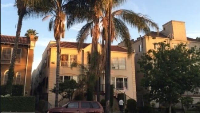 Street View - 4156 Rosewood Ave Unit 9