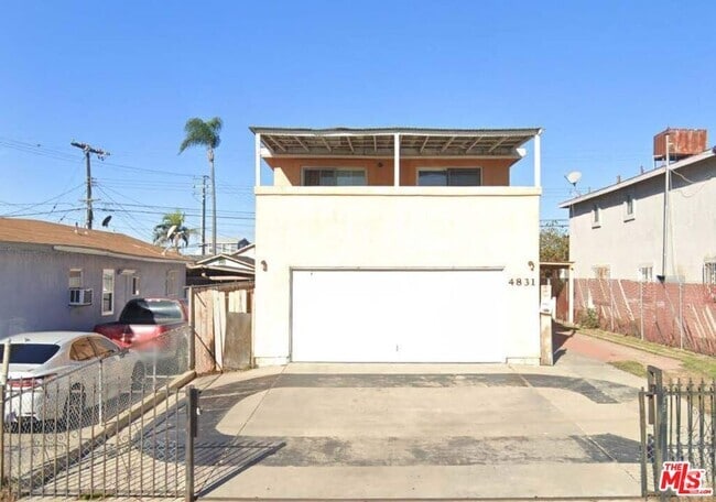 Building Photo - 4831 Grape St Rental