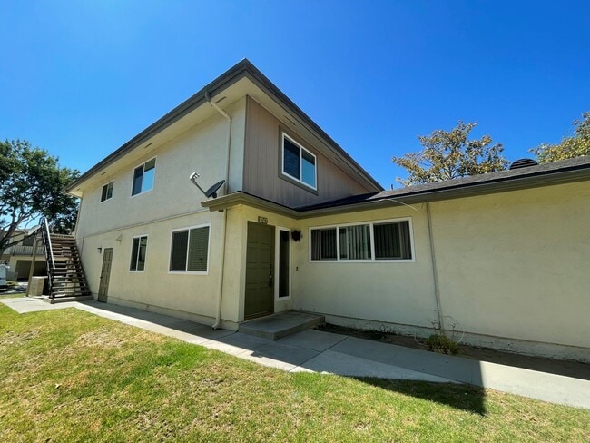 Remodeled 2+1 Townhome in Villa Ventura - Remodeled 2+1 Townhome in Villa Ventura