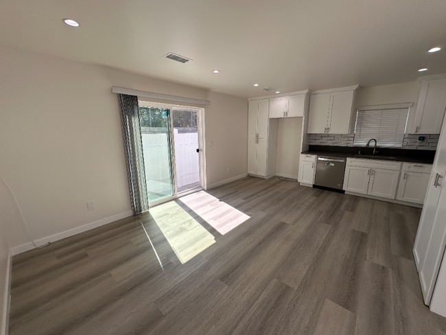 Photo - 2110 Gaviota Ave House