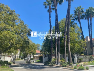 Spacious Townhome in Crown Villas Communit... - Spacious Townhome in Crown Villas Communit...