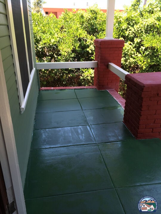 Photo - 1075 Hayes Ave