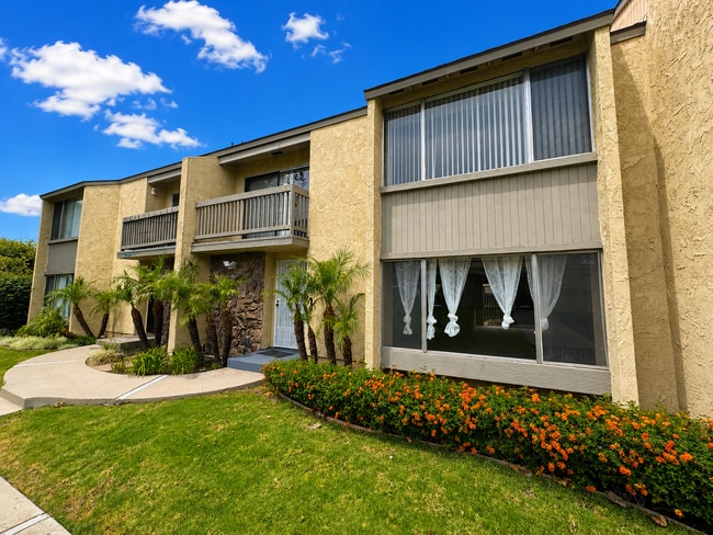 Building Photo - Todd Ranch Townhome- Overlooking The Community Pool!