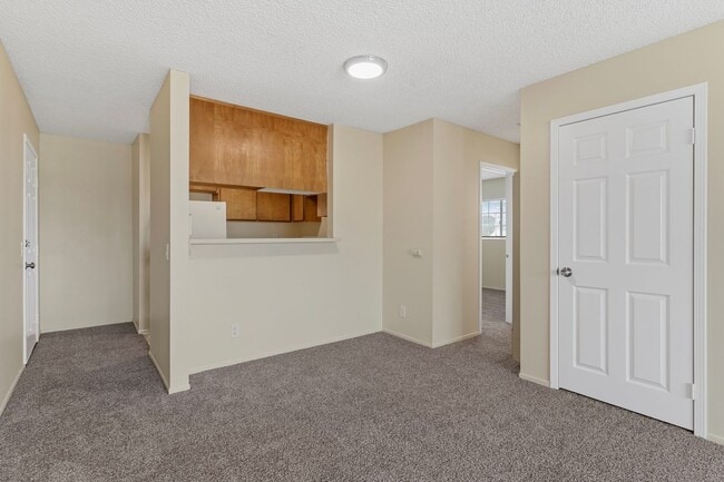 Photo - 1070 Loma Ave Unit #305