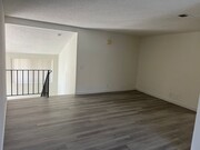 Photo - 221 Grayson Way Unit D