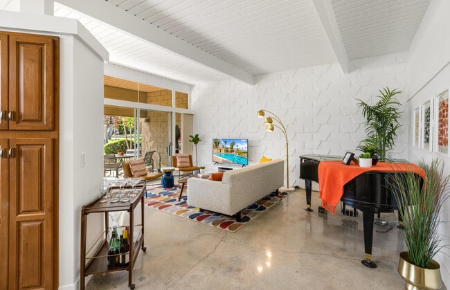 Photo - 142 Sandpiper St