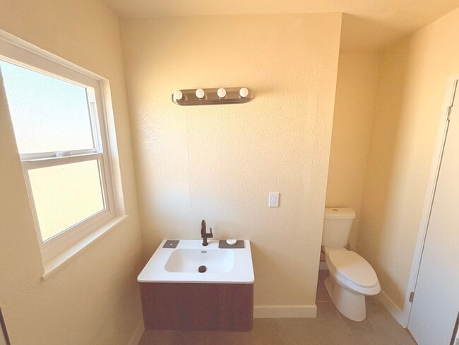 Photo - 16348 Taylor Ave