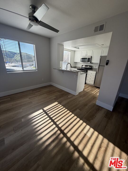 Photo - 1930 W College Ave