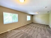 Photo - 42515 Coronet Ct House