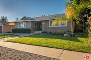 Photo - 19210 Sylvan St House