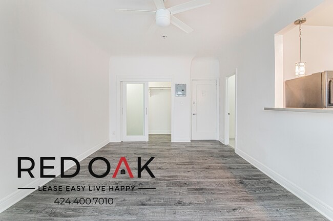 Photo - 121 N Kenmore Ave Unit 205