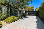 Photo - 22841 Calvert St