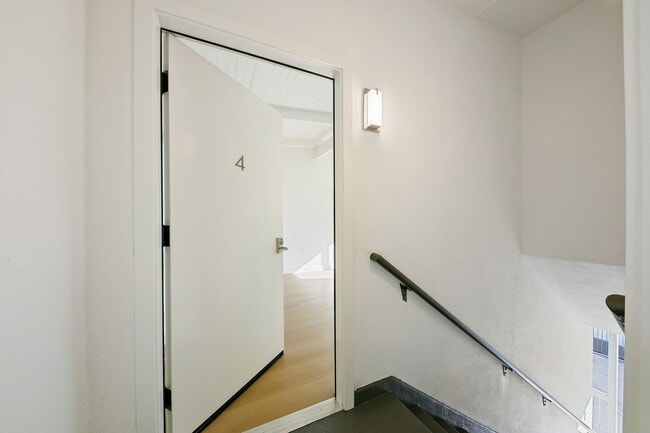 Photo - Empire at San Vicente