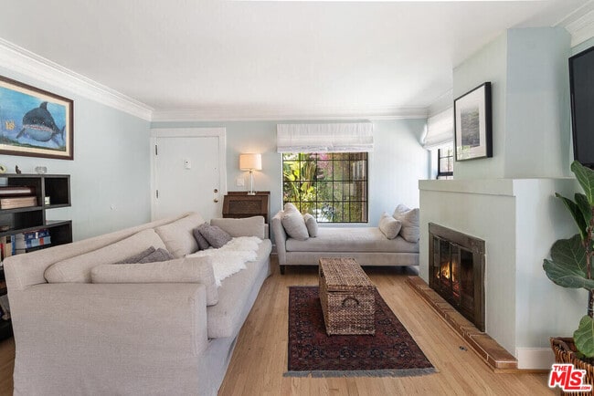 Photo - 1518 N Stanley Ave