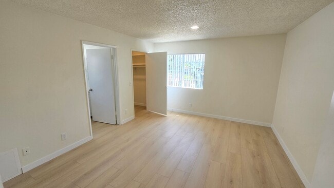 Photo - 13347 Victory Blvd Apartment Unit 208