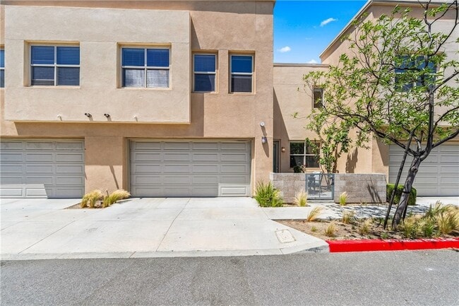 Photo - 706 Colorado Cir Townhome