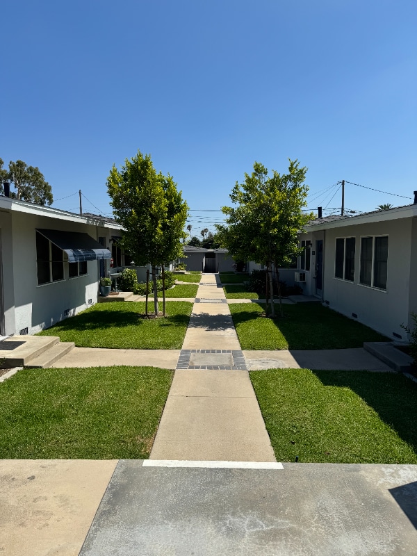 Photo - 630 W Foothill Blvd Apartment Unit B