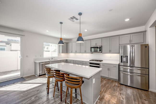 Building Photo - 17106 Zion Dr Rental