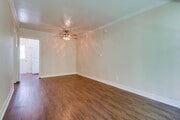 Photo - 1 Bed/1 Bath Pacific Beach Apartment Unit 953