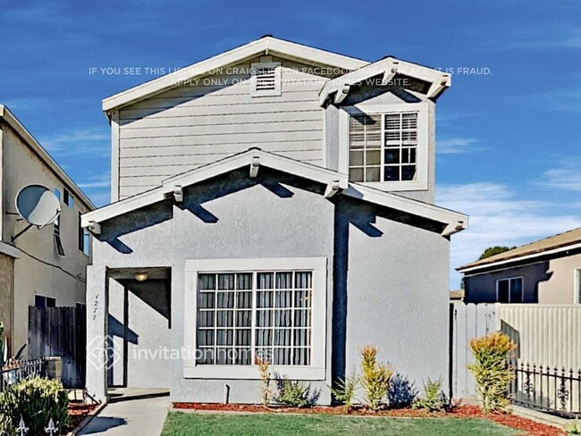 Photo - 1277 W 33rd St House