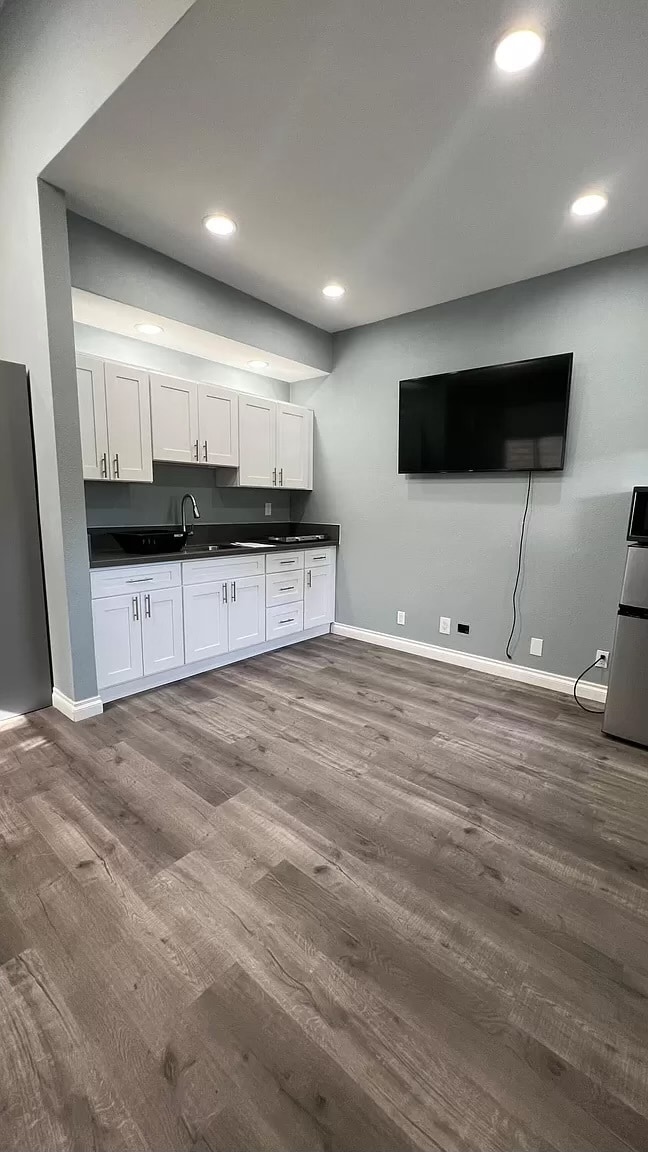 Building Photo - 17815 Prairie St