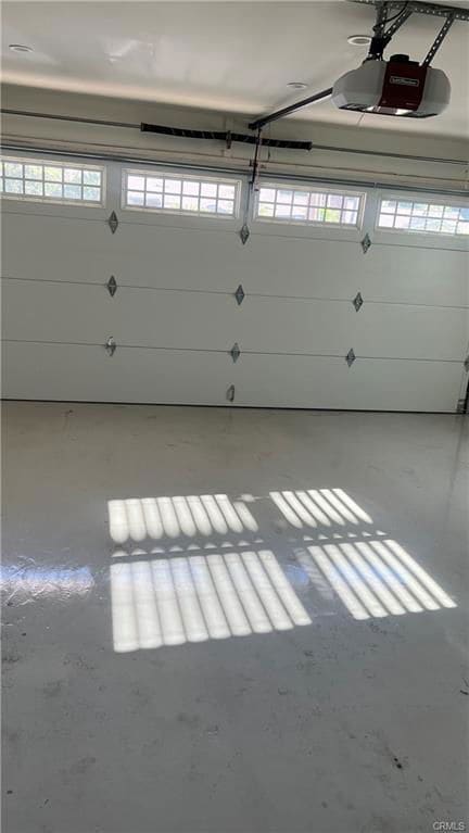 Photo - 16255 Dickens St