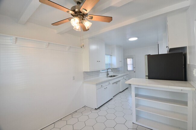 Photo - 5220 Radford Ave Unit 5226-02