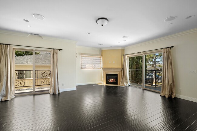 Photo - 750 E Orange Grove Ave