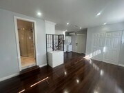 Photo - Charming Winnetka Studio (ADU)! Laundry In Unit!