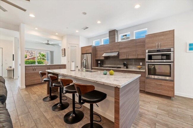 Building Photo - 53900 Avenida Ramirez