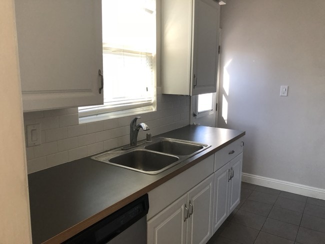 Photo - 5553 Matilija Ave Unit 5553
