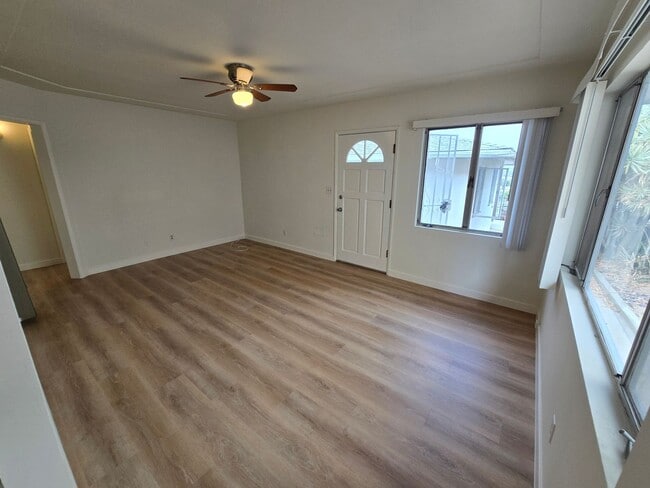 Photo - Morena Blvd. 2827-2831 Unit 2829