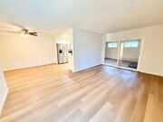 Photo - 4661 Larwin Ave