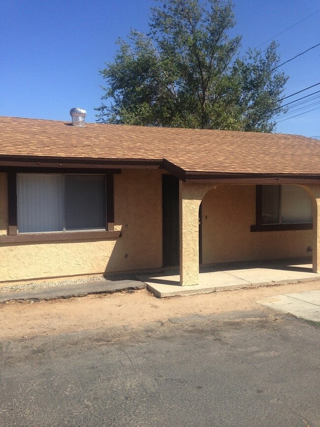 Photo - 16465 Smoke Tree St Unit #B