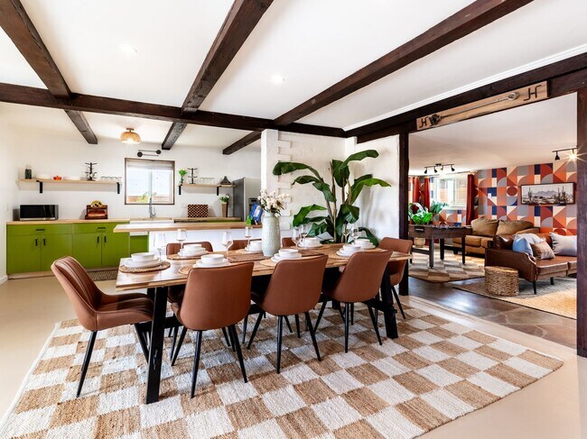 Photo - Escape to Your Own Desert Oasis!