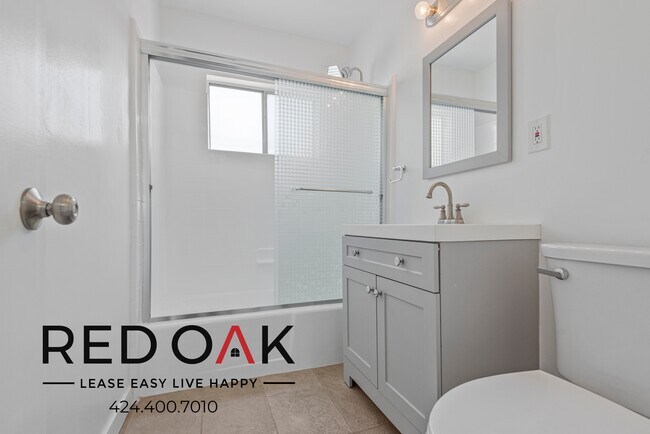 Photo - 1051 N Gardner St Unit 9