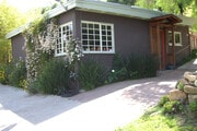 Side/Entrance - 275 N Topanga Canyon Blvd
