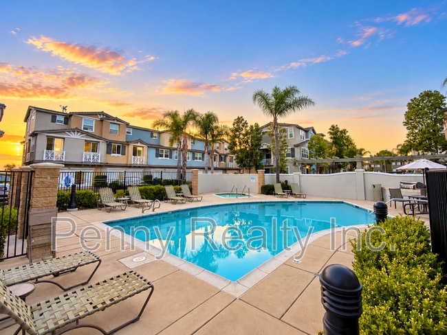Building Photo - 3011 Pacific Palm Way