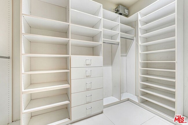 Photo - 11921 Dorothy St Unit 102