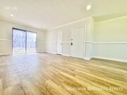 Photo - 6337 Whitsett Ave Unit 19