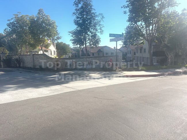 Building Photo - ***Updated 1 bed, 1 bath, 733 sqft Condo in the Heart of La Costa - Available 12/14*** Unit G-201