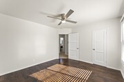 Photo - 1339 W 109th St Townhome